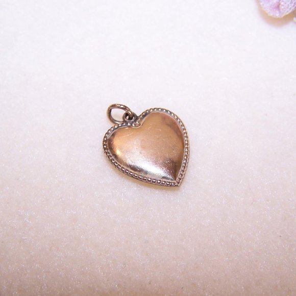 Vintage Gold Filled Puffy Heart Charm - No Engraving - Picture 3 of 7